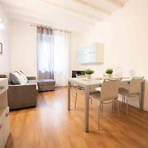  Apartment Leoncino