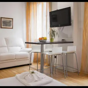  Apartment Dreaming
